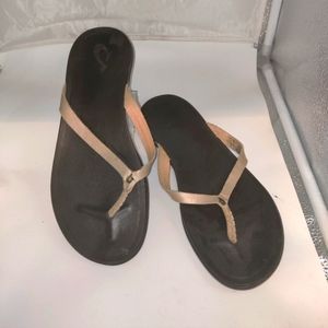 Olukai Ho‘ōpio Sandals. Sz 9